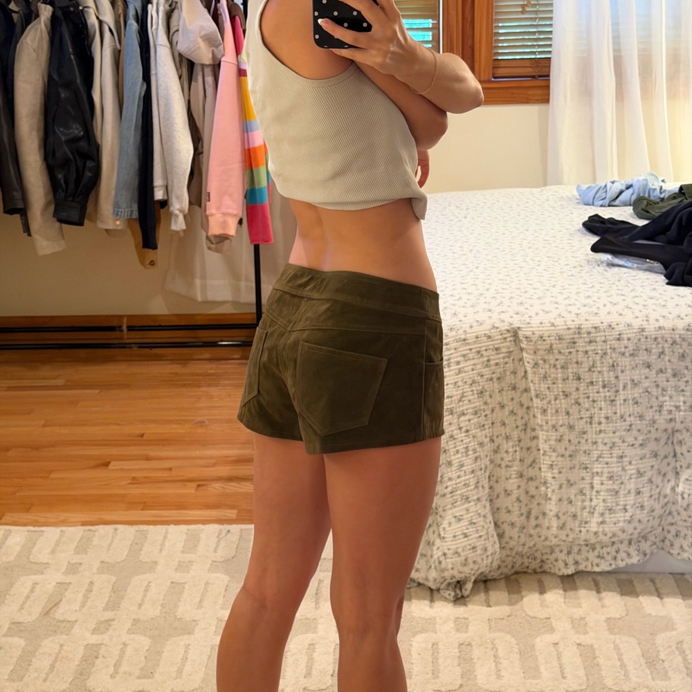 REVOLVE Women’s Olive Green Suede Shorts - Picture 2 of 3
